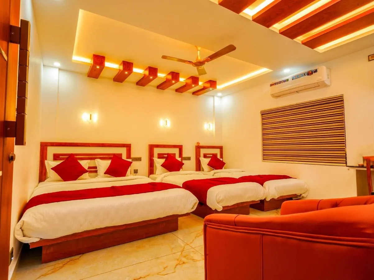 Marina Suites Airport Hotel Kochi